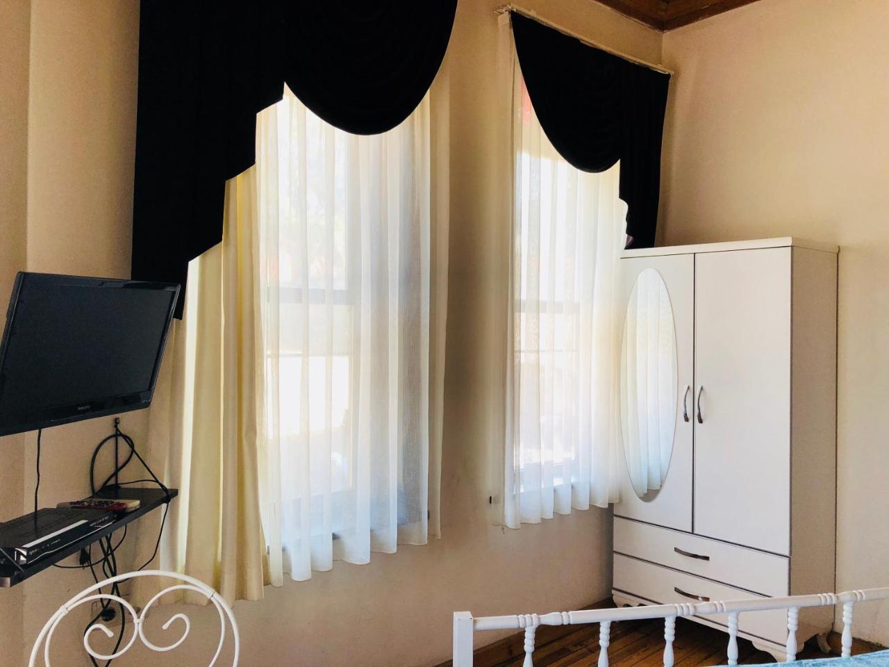 Pastor Historical Apart-Hotel The Gulf Of Измир Екстериор снимка